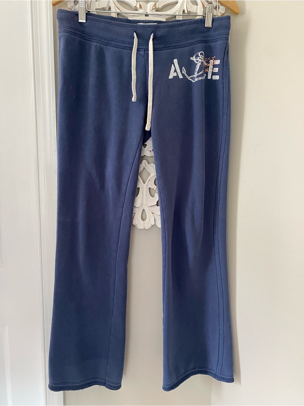 Vintage Y2K American Eagle Low Rise Flare Sweatpants Coastal Size Small